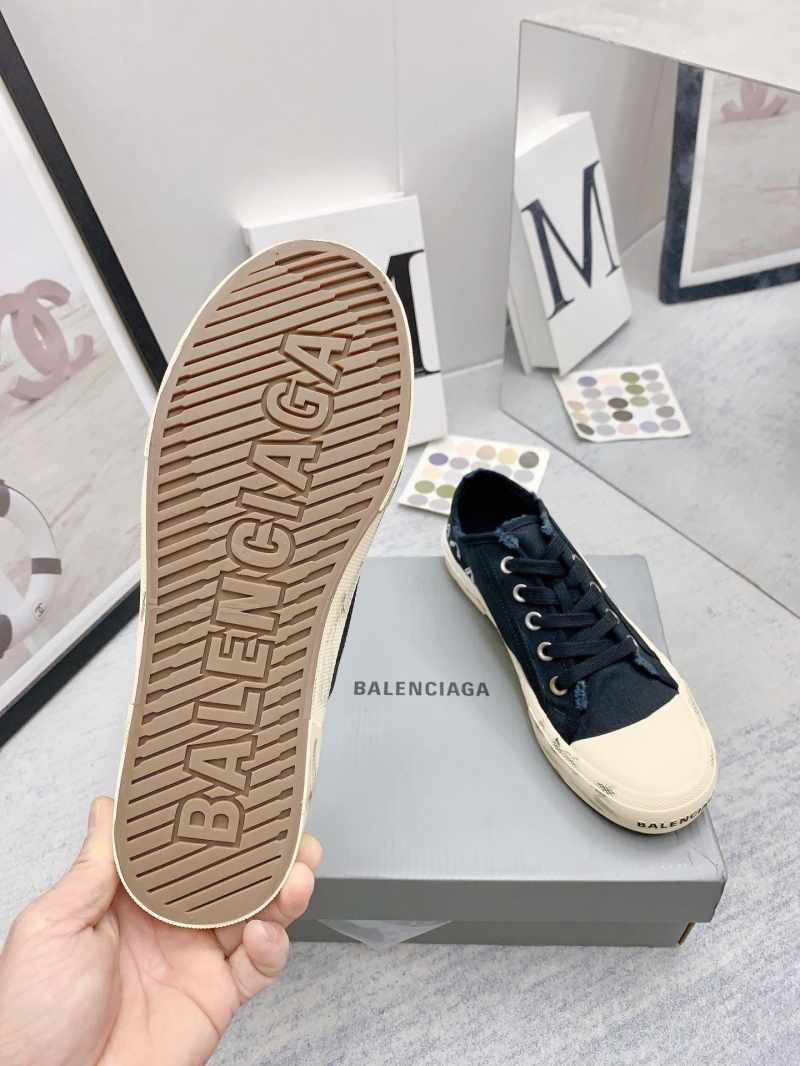 Balenciaga Low Shoes